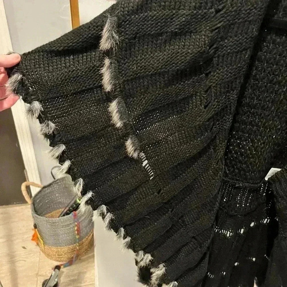 Lily Cardigan Sweater - Large - Picture 12 of 12